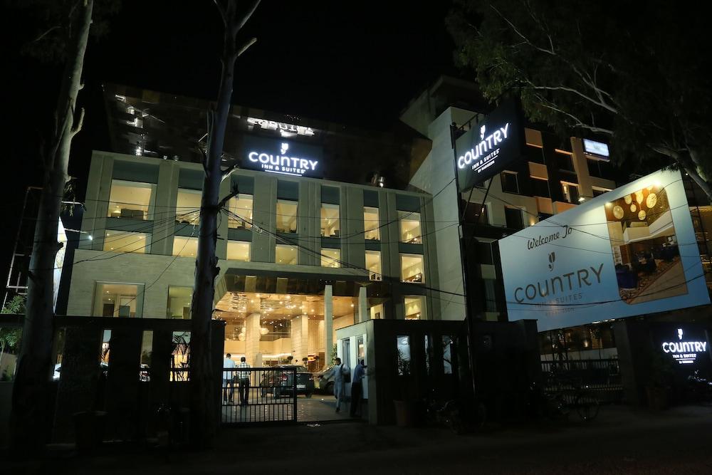 Country Inn & Suites By Radisson Chandigarh Zirakpur Exterior foto