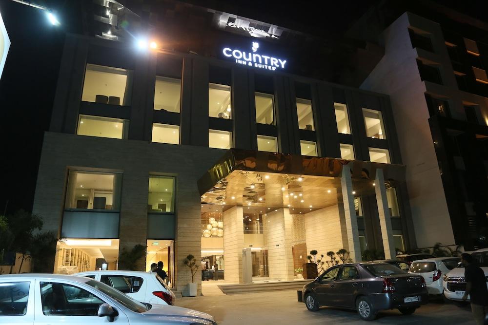 Country Inn & Suites By Radisson Chandigarh Zirakpur Exterior foto